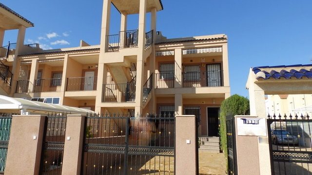 Obniżona cena apartamentu na La Zenia w Hiszpanii